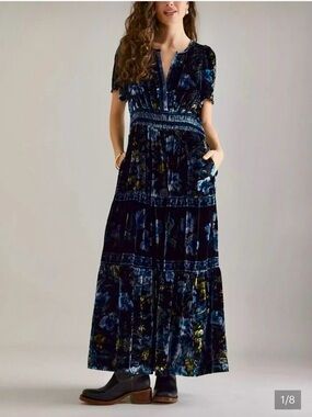New with tags Anthropologie Somerset Maxi Dress blue velvet- size XS, fits Small